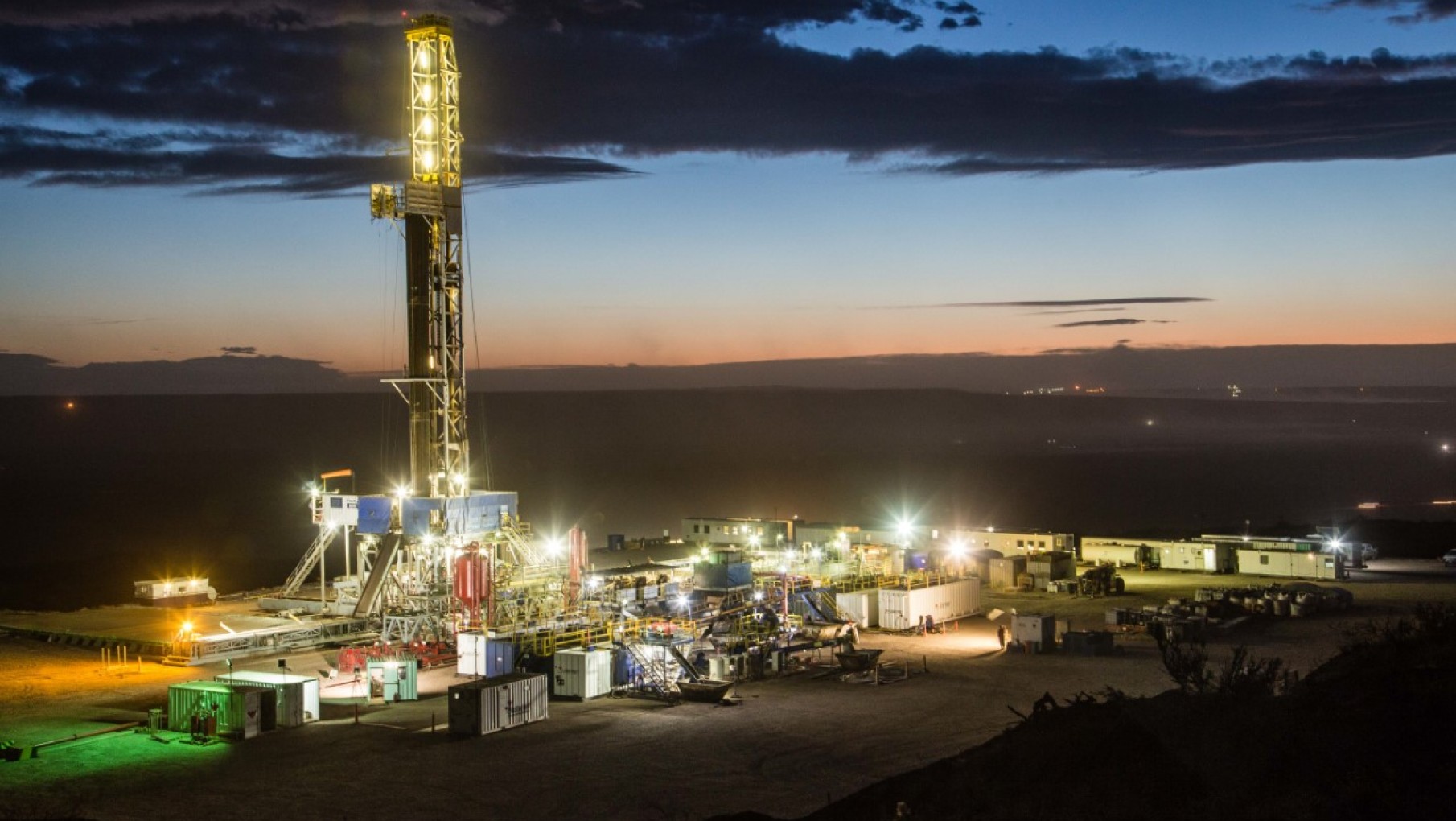 Proponen crear el "bono Vaca Muerta", instrumento financiero "con garantía en recursos naturales"